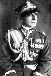 General Bolesław Wieniawa-Dlugoszowski, jefe de la División de Caballería Varsovia