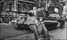 Tanque Tiger-II en Budapest